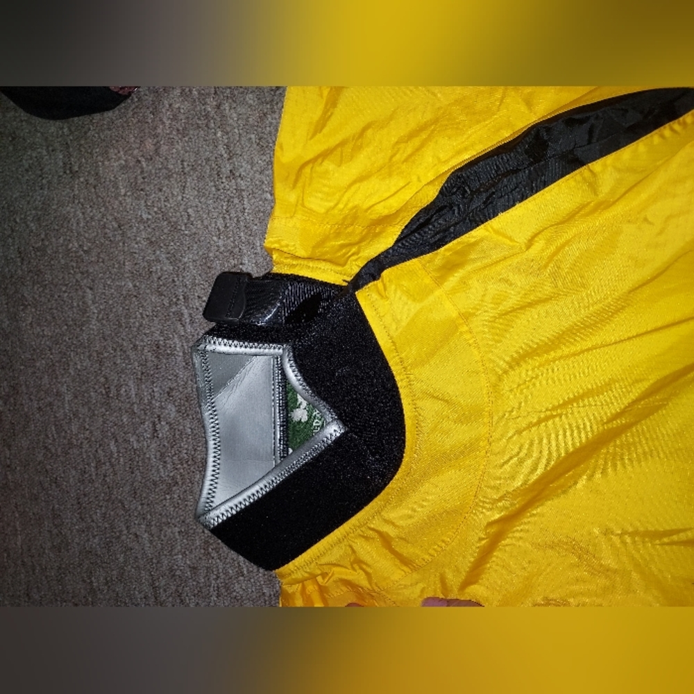NEW! Field & Stream Kayaking Jacket! - Picture 9 of 9